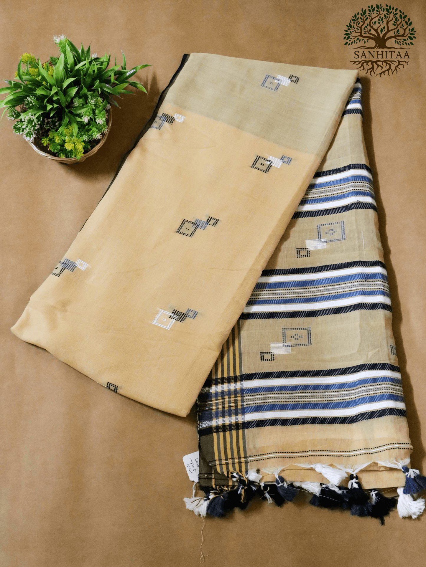 Earthy beige tone Khadi Jamdani